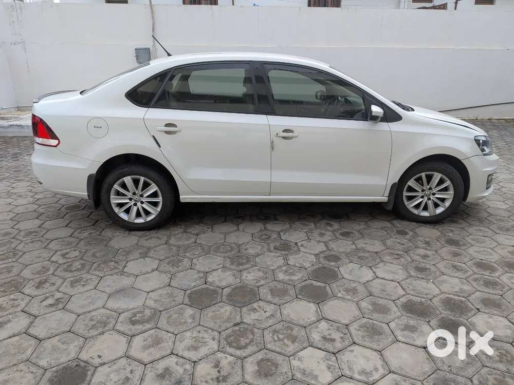 Volkswagen Vento Highline Petrol 2019