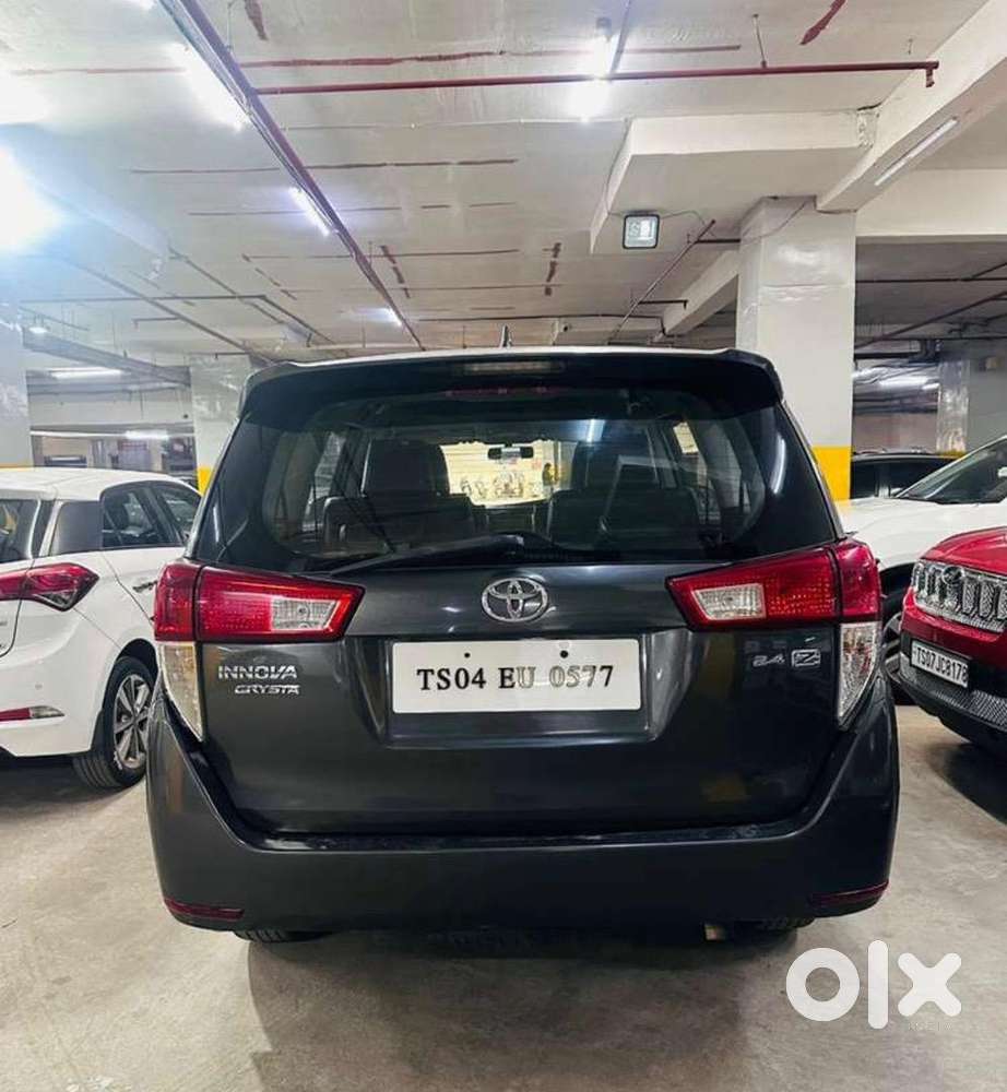 Toyota Innova Crysta 2018 Diesel 175000 Km Driven