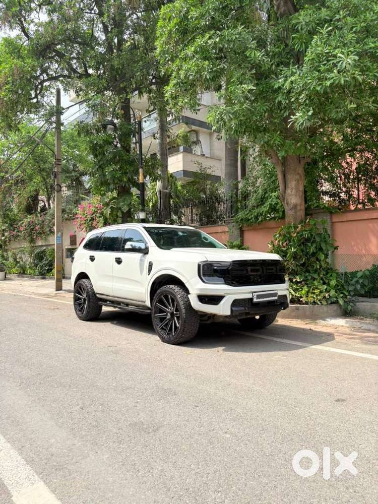 Ford Endeavour 2.2 Trend At 4x2, 2016, Diesel