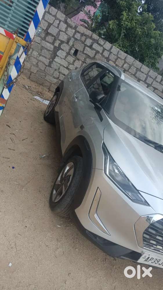 Nissan Magnite 1.0 Xe 2021 Variant