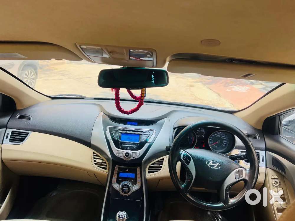 Hyundai Elantra 2013