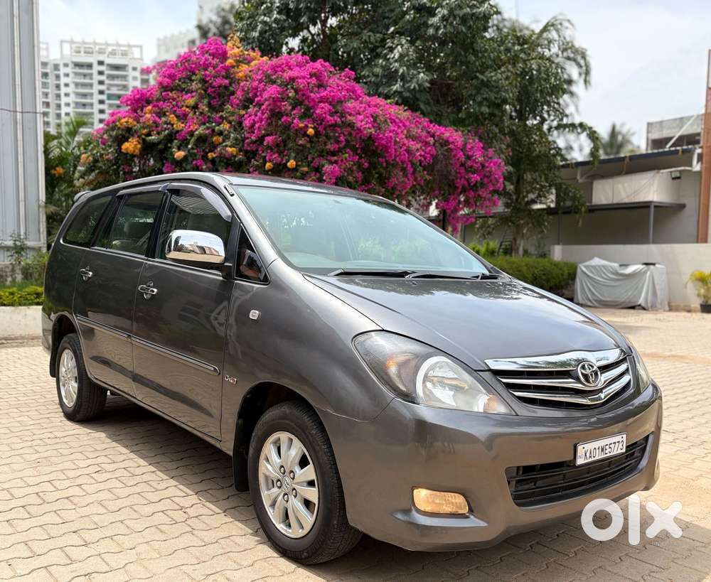 Toyota Innova 2.5 Vx 8 Str Bs-iii, 2009, Diesel