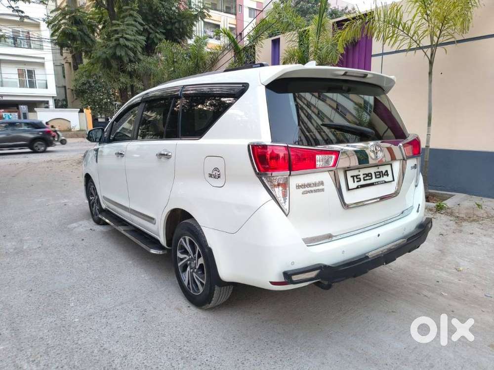 Toyota Innova Crysta 2.4 V 8 Str, 2021, Diesel