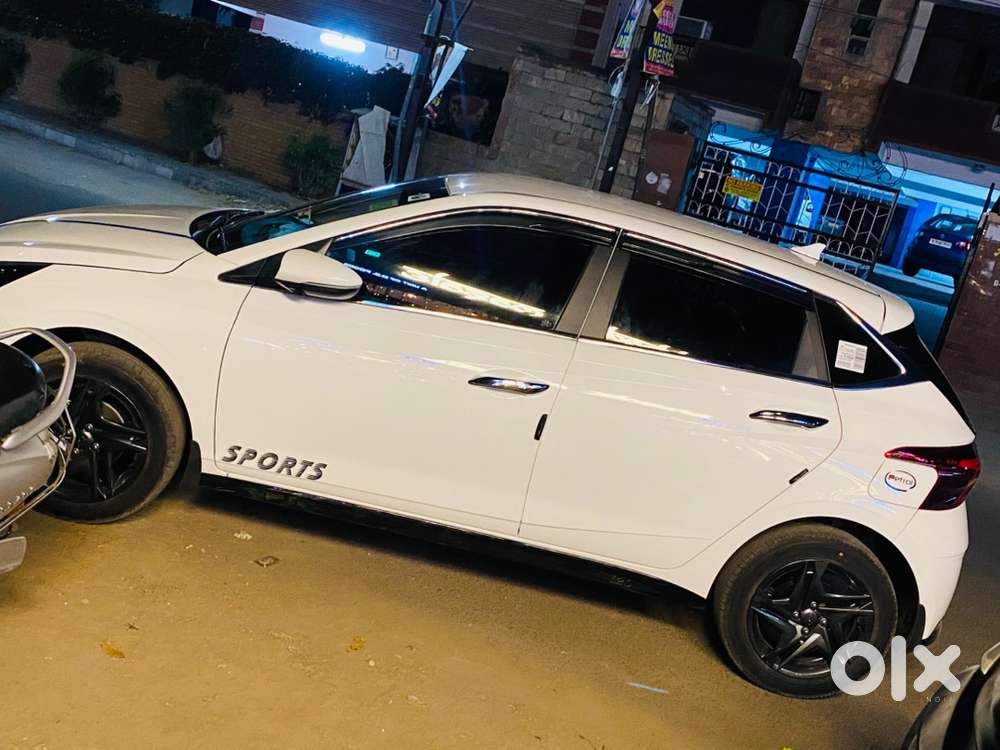 Hyundai New I20 Petrol Manual 2023