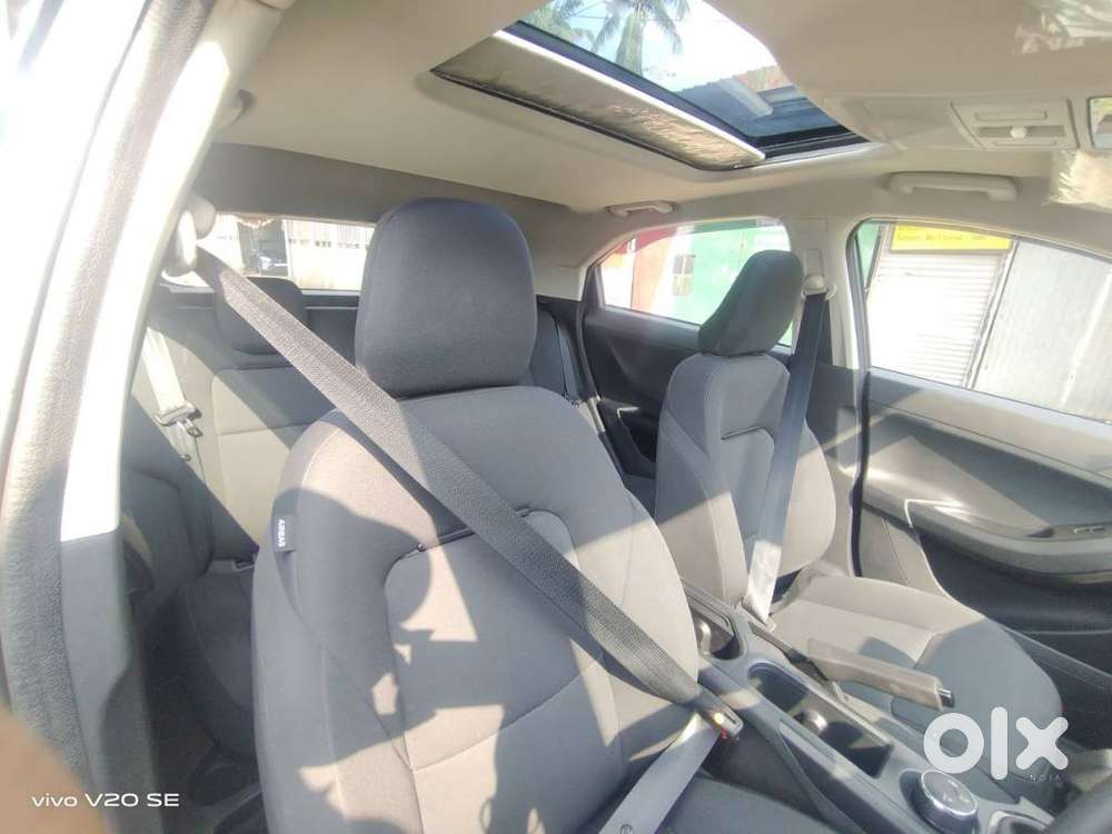 Tata Nexon Smart Plus S 1.2 Revotron Petrol 5 Mt, 2023, Petrol