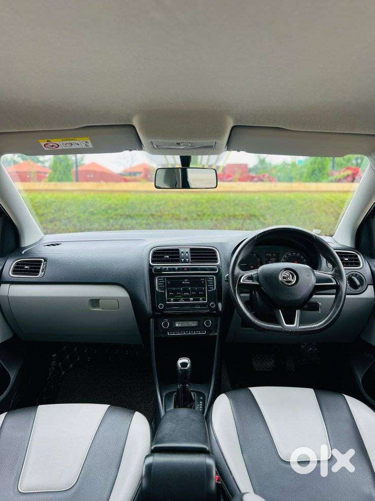 Skoda Rapid 1.0 Tsi Ambition, 2020, Petrol