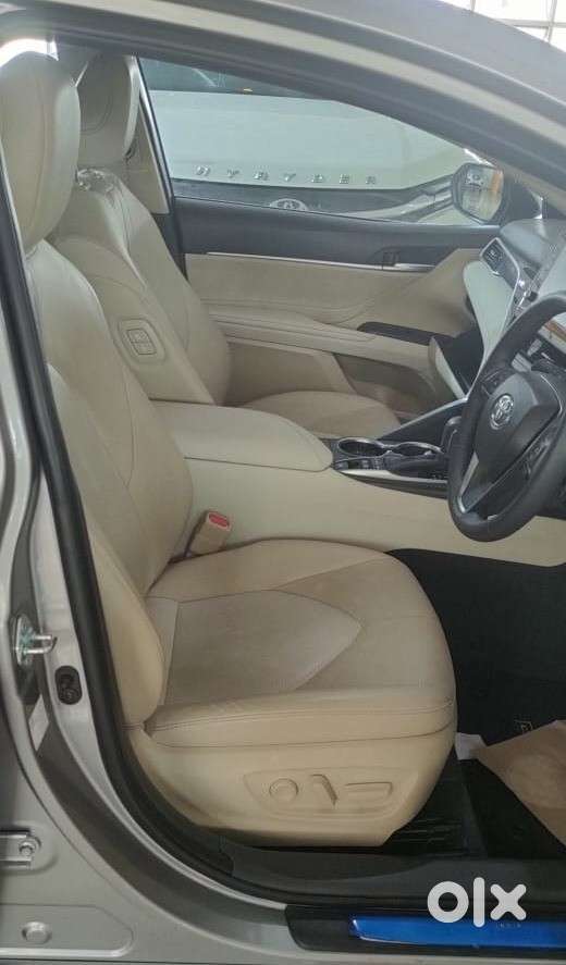 Toyota Camry 2.5 Hybrid, 2023, Petrol