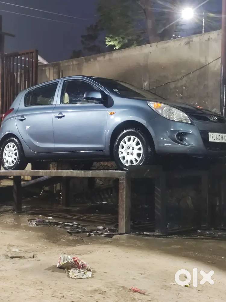 Good Condition Car With Cng On Paper