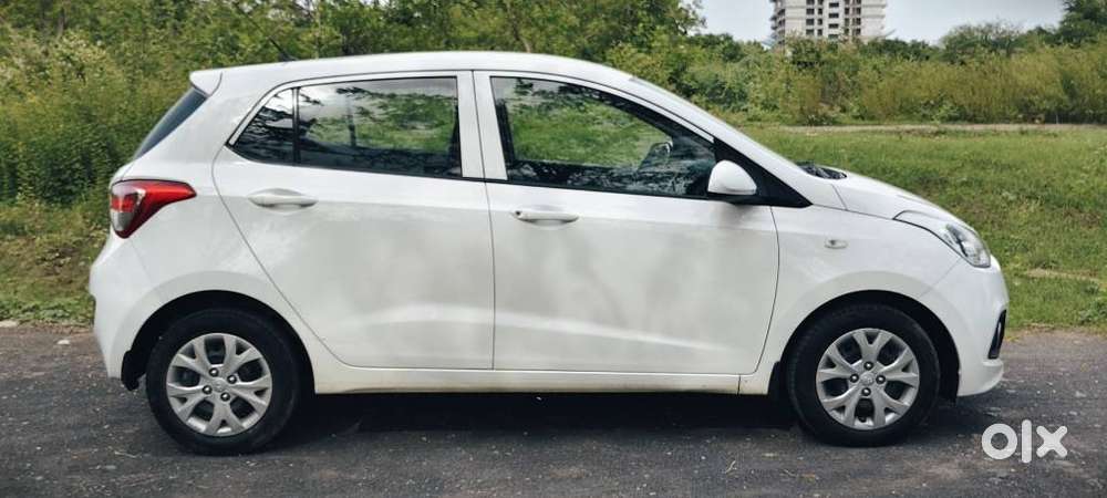 Hyundai Grand I10 Magna At, 2017, Petrol