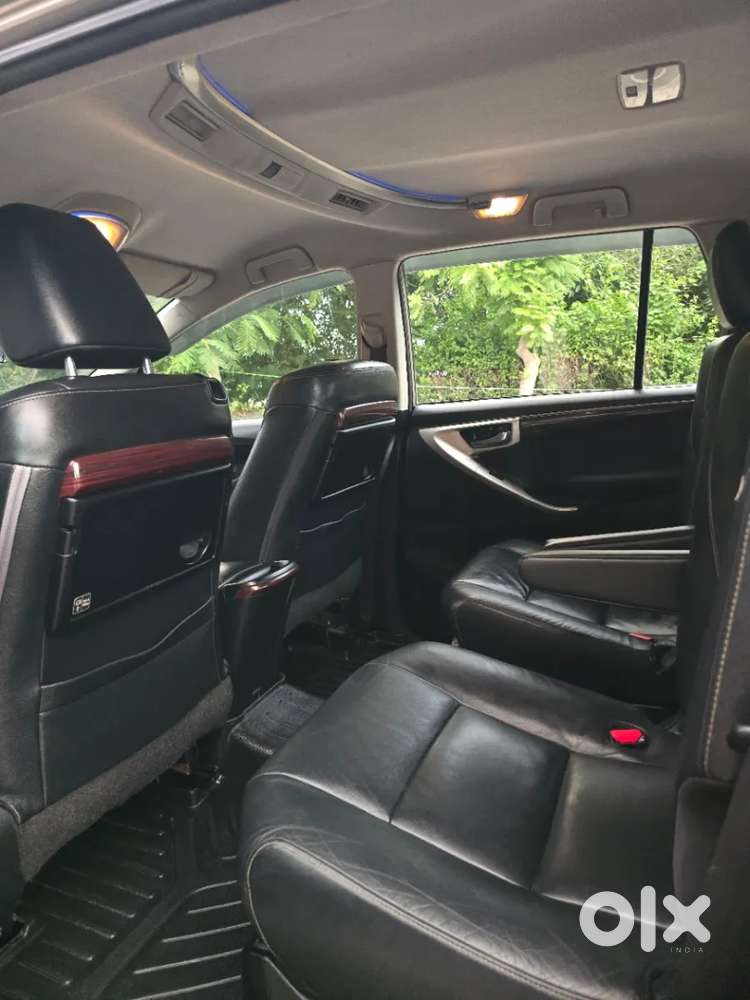 Toyota Innova Crysta, 2016, Diesel