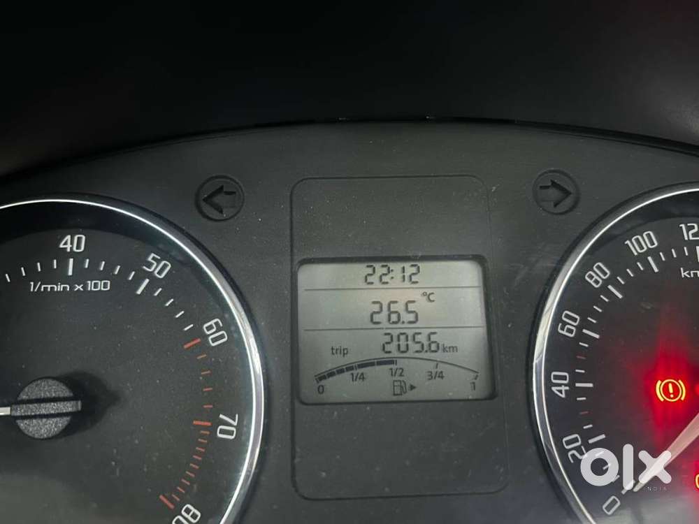 Koda Fabia 1.6 Mpi Elegance Top Model 2012  Excellent Condition  Pan