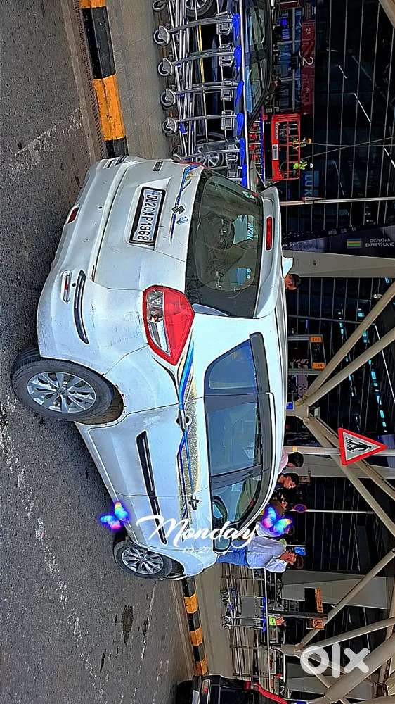 Maruti Suzuki Ertiga 2012 Zxi