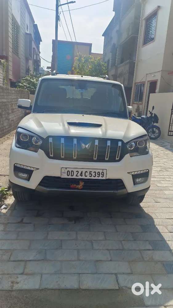 Mahindra Scorpio Classic Diesel 2017