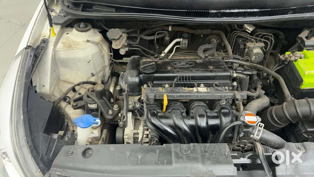 Hyundai Verna 1.6 Sx Vtvt, 2016, Petrol