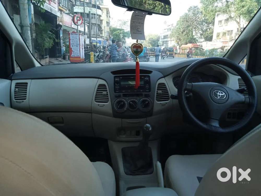 Toyota Innova White Colour