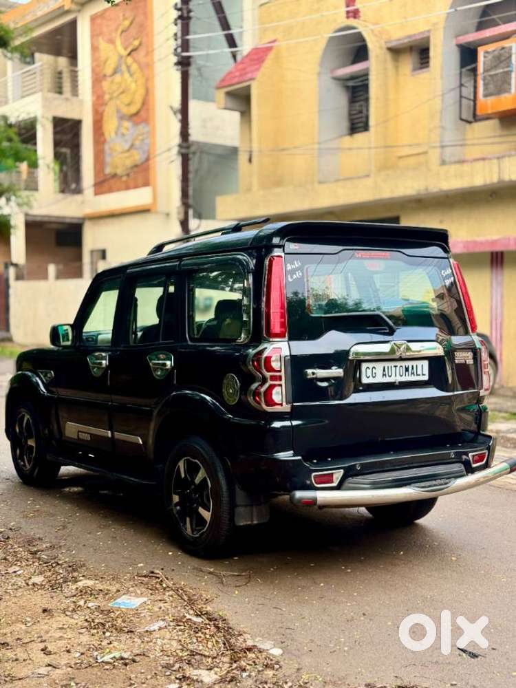 Mahindra Scorpio Classic 2.2 S 11 Mt 7 Str, 2023, Diesel