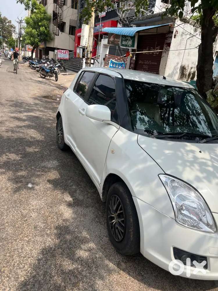 Swift Maruti 2010 Diesel, 2nd Owner