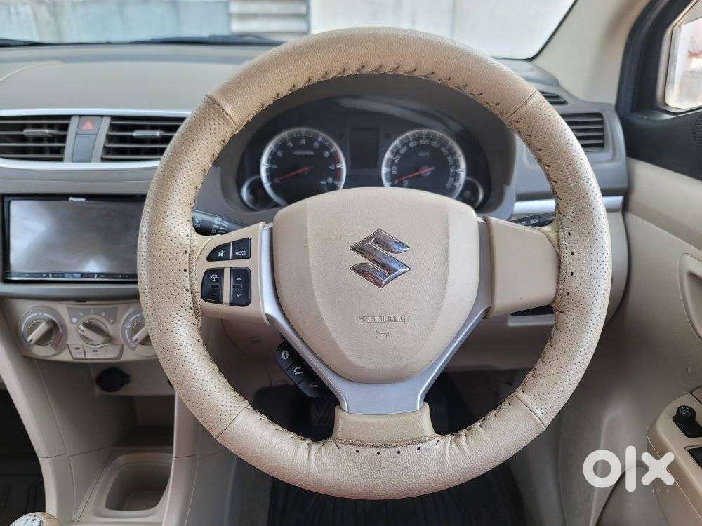 Maruti Suzuki Ertiga Vxi At Petrol, 2016, Petrol