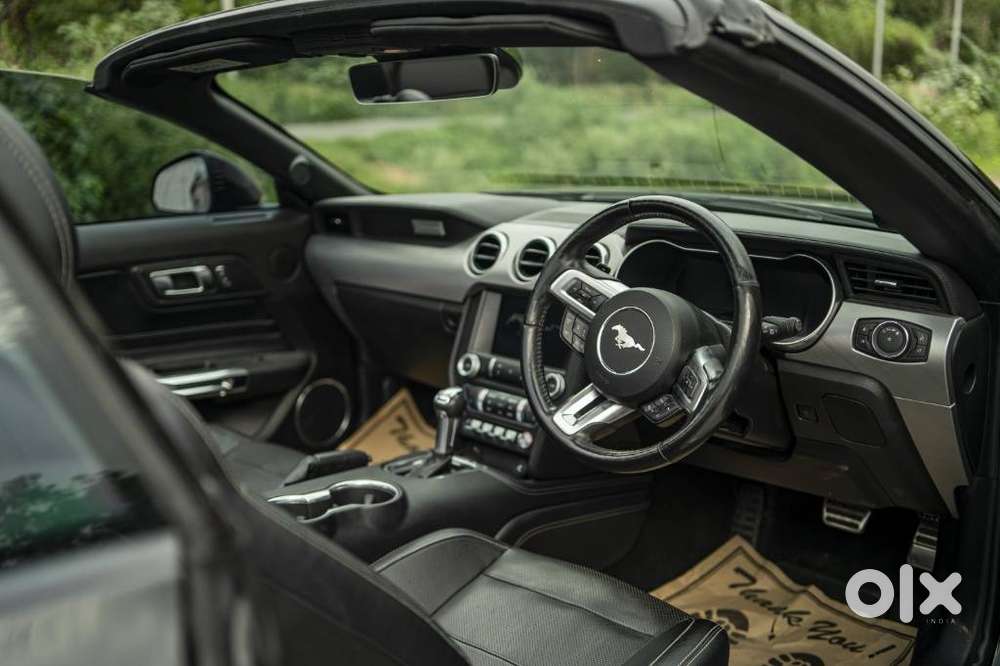 Ford Mustang V8, 2025, Petrol