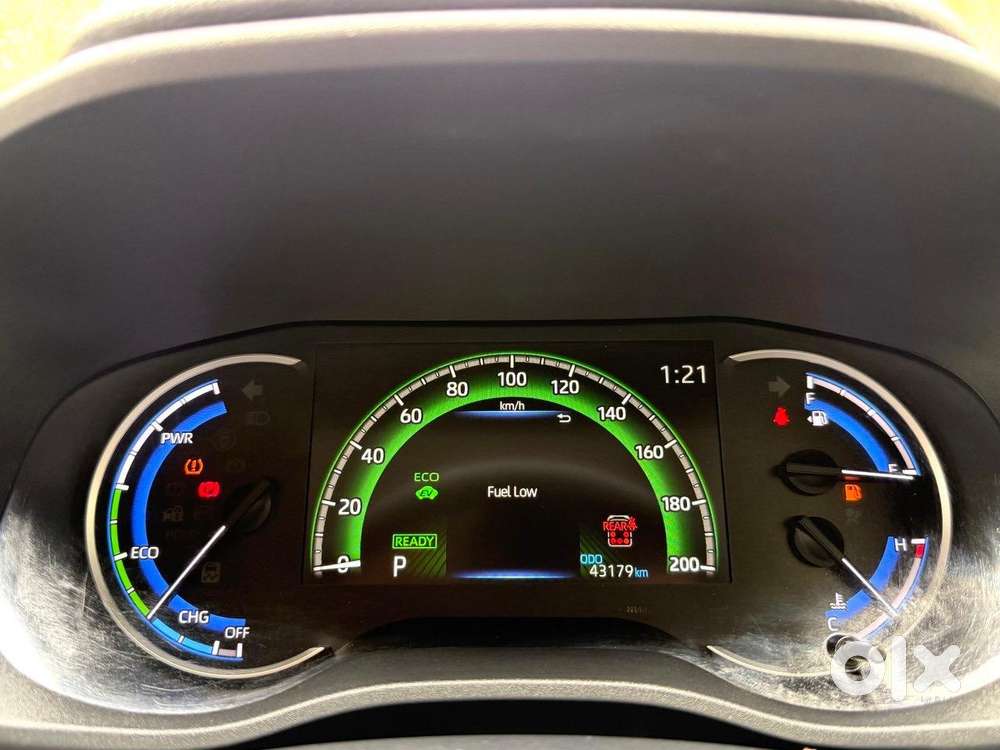 Toyota Innova Hycross 2.0 Vx Hybrid 7 Str, 2024, Cng & Hybrids