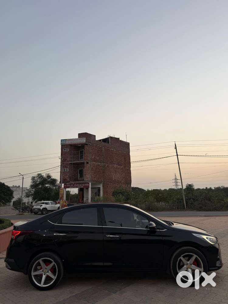 Hyundai Verna 1.5 Sx Diesel Mt, 2022, Diesel
