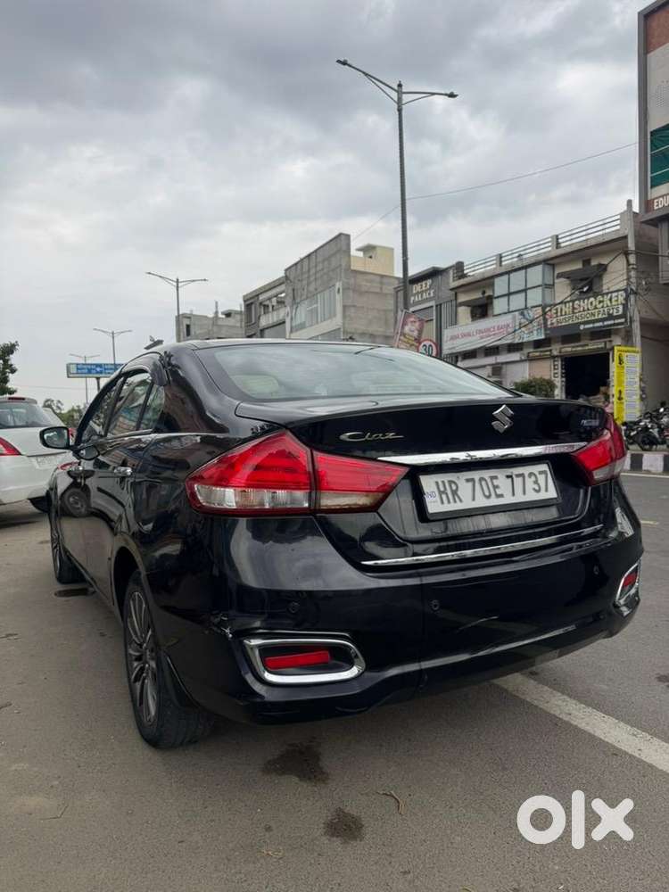 Fully Loaded Ciaz Aplha At (smart Hybrid) 20 Years Rare Black Colour