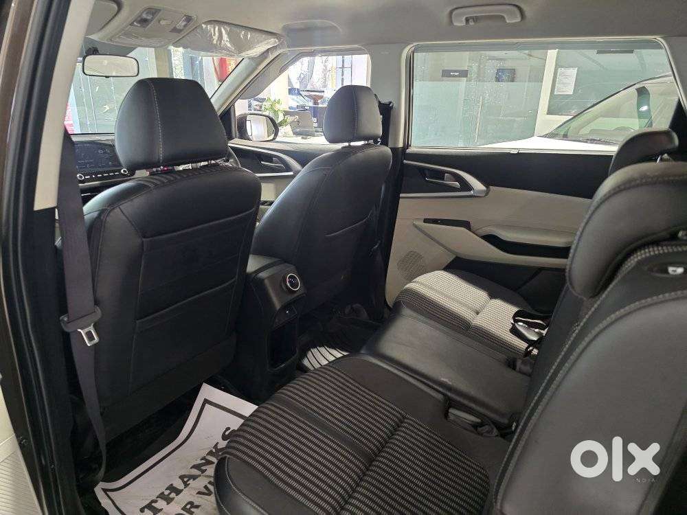 Kia Carens 1.4 Prestige Plus Turbo 7 Str, 2023, Petrol