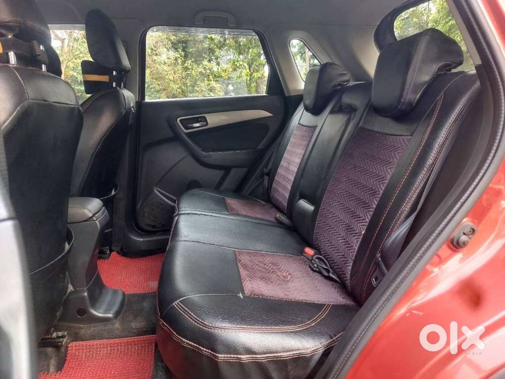 Maruti Suzuki Brezza Zdi+ Dual Tone, 2017, Diesel