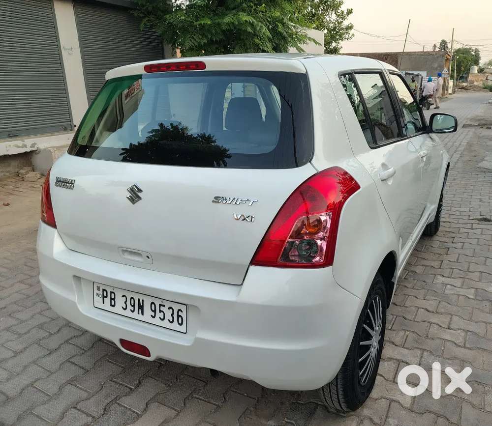 Swift Petrol 2031 Tk Pass 2011 Model Vxi