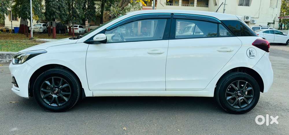 Hyundai I20 Sportz 1.2 Bs-iv, 2020, Petrol