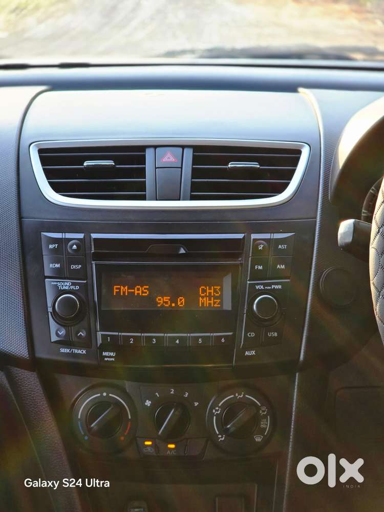 Maruti Suzuki Swift Vxi, 2014, Petrol