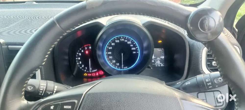 Hyundai Venue E Petrol 2020 Car