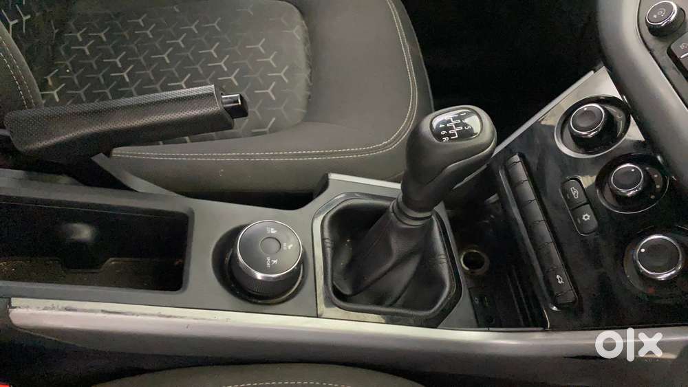 Tata Nexon 1.2 Revotron Xm (s), 2020, Petrol