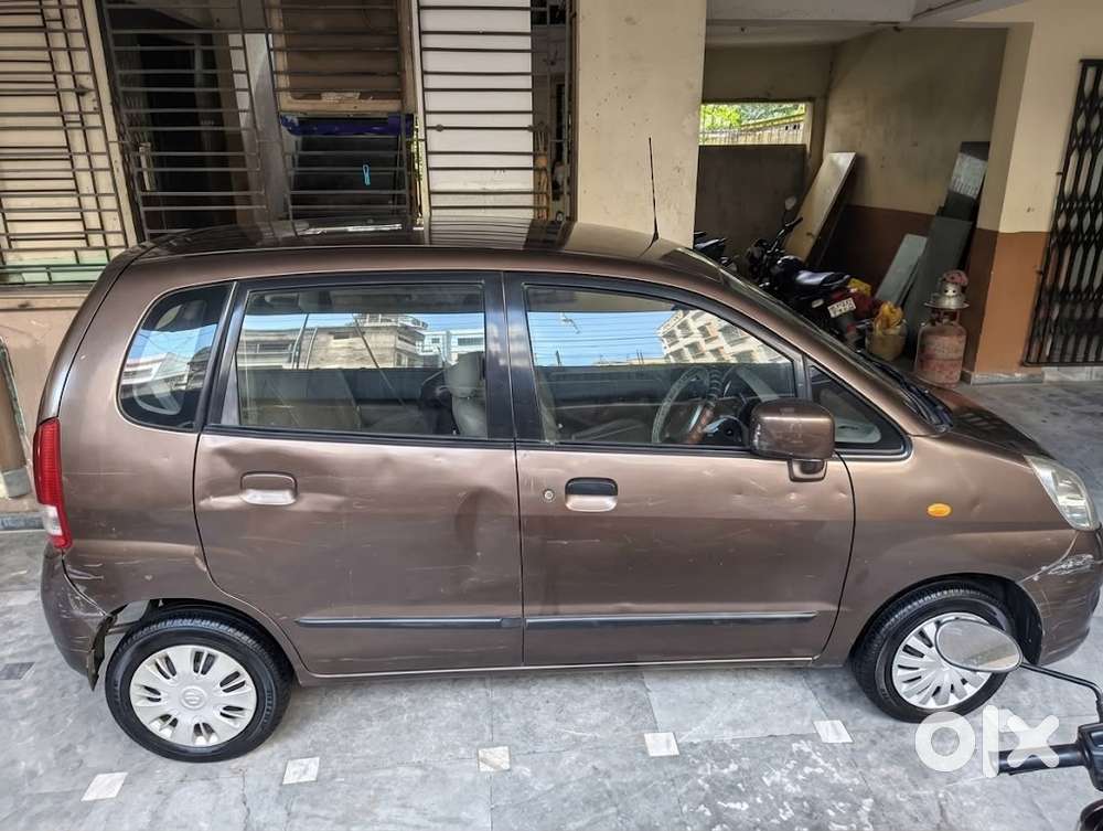 Maruti Suzuki Estilo 2013