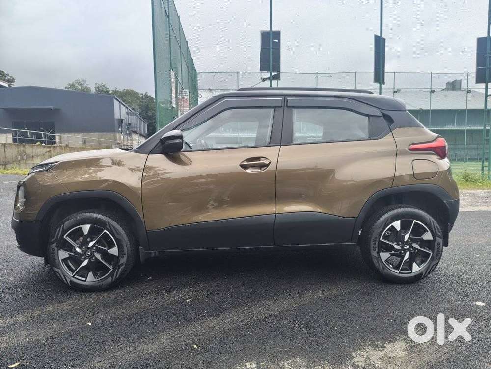 Tata Punch 1.2 Revotron Creative Amt Dual Tone, 2022, Petrol