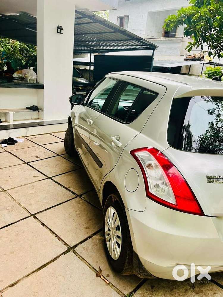 Maruti Suzuki Swift 2012 Petrol Well Maintained