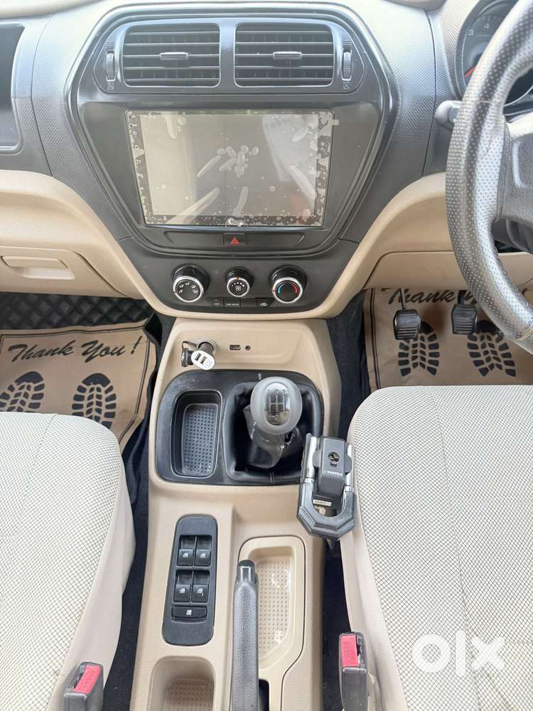 Mahindra Tuv 300 T6, 2016, Diesel