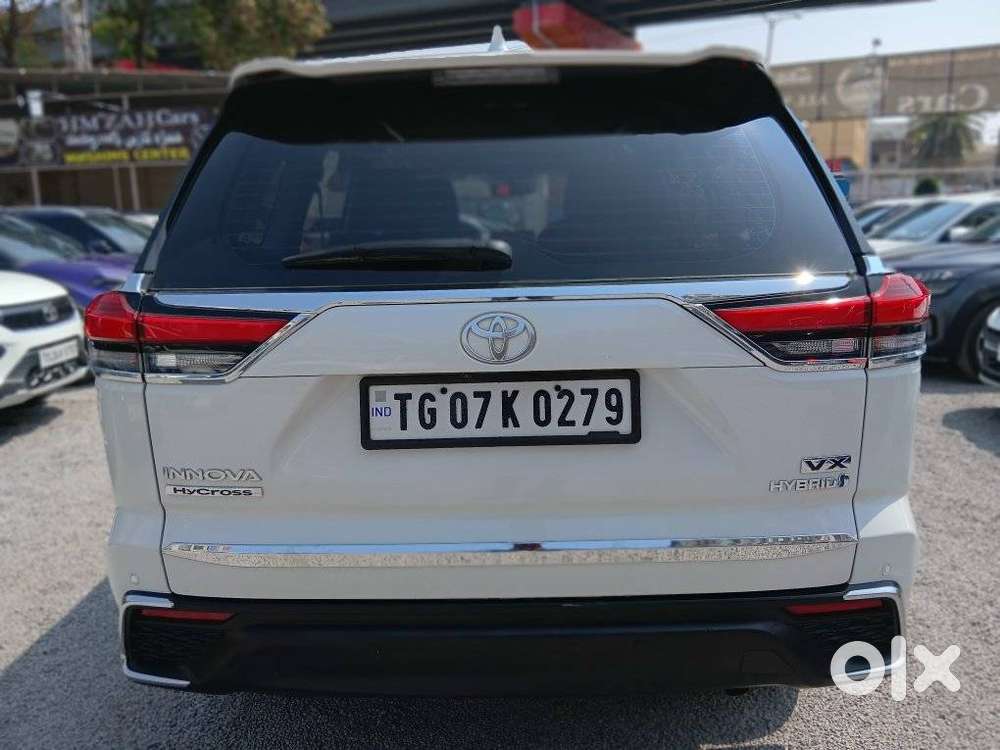 Toyota Innova Hycross 2.0 Vx Hybrid 7 Str, 2024, Petrol