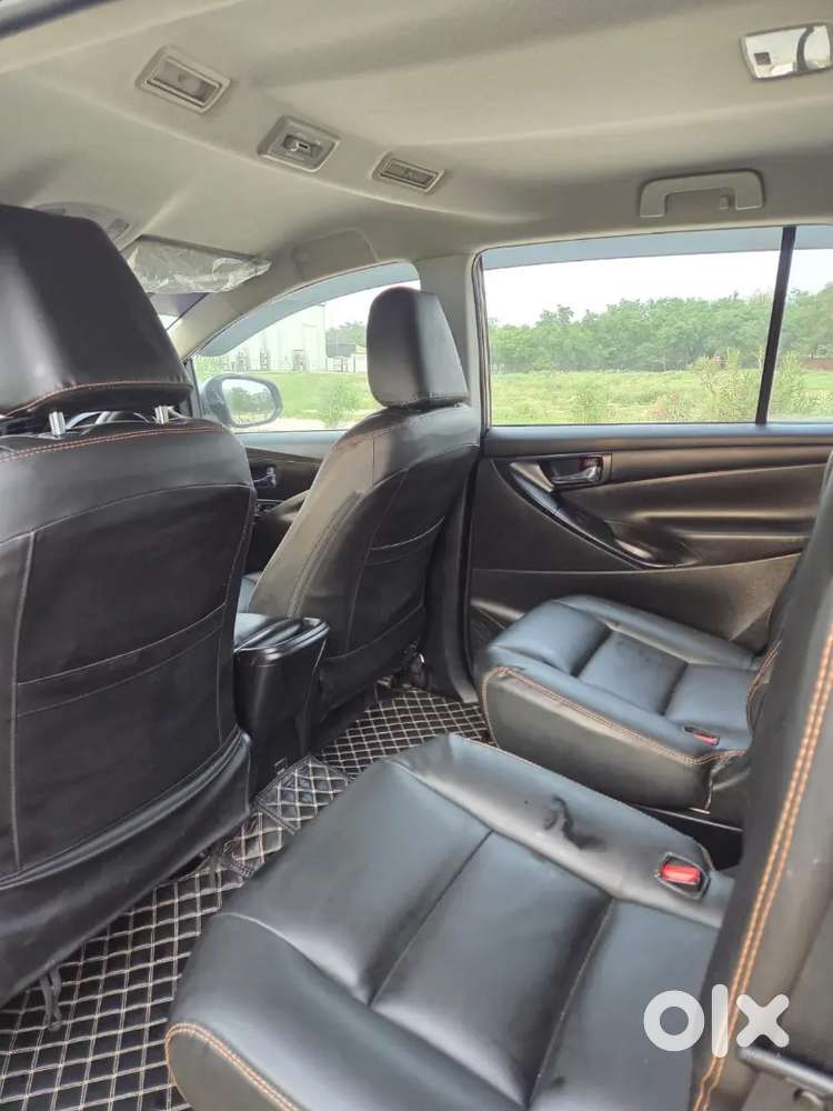 Toyota Innova Crysta 2022