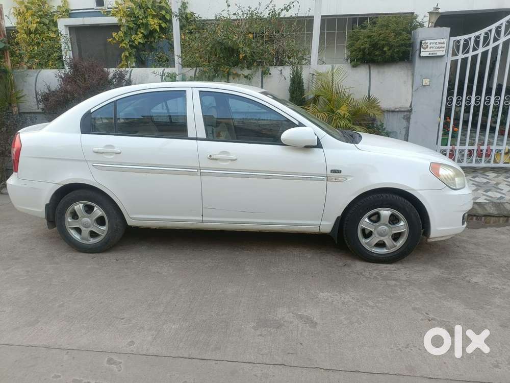 Hyundai Verna 2009 Petrol 60000 Km Driven, Registerstion Till 2029