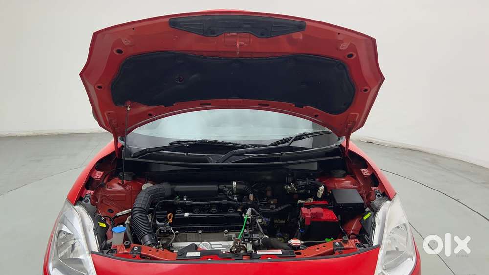 Maruti Suzuki Swift 1.3 Lxi, 2023, Petrol
