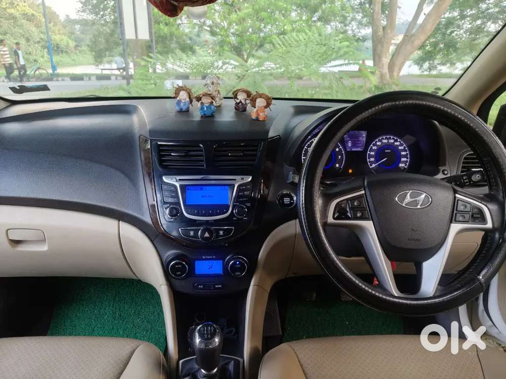 Hyundai New Verna 2013 Manual