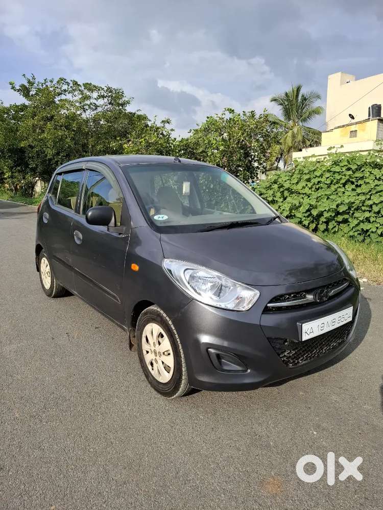 Hyundai I10 2011 Petrol 92700 Km Driven