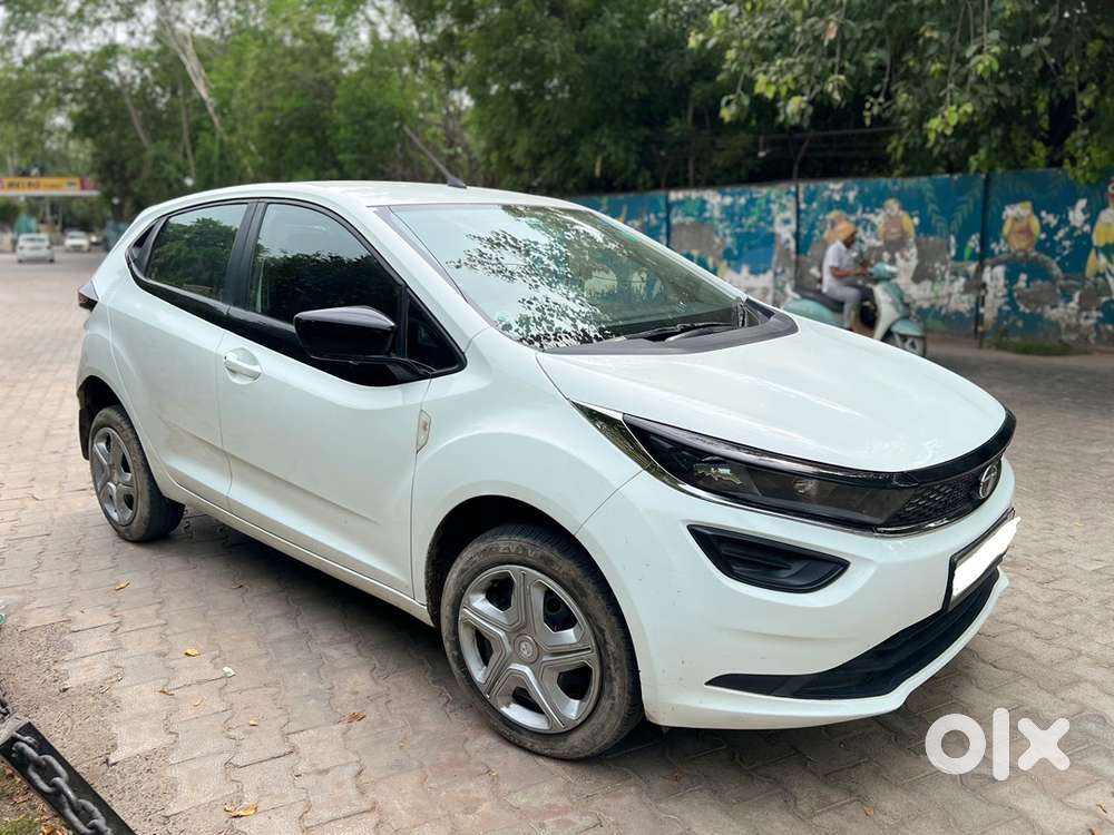 Tata Altroz Petrol 33000 Km Driven