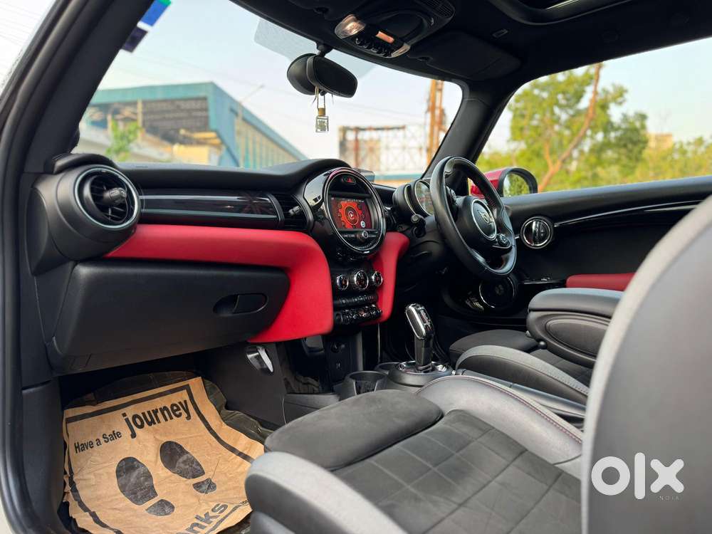 Mini Cooper 3 Door John Works, 2021, Petrol