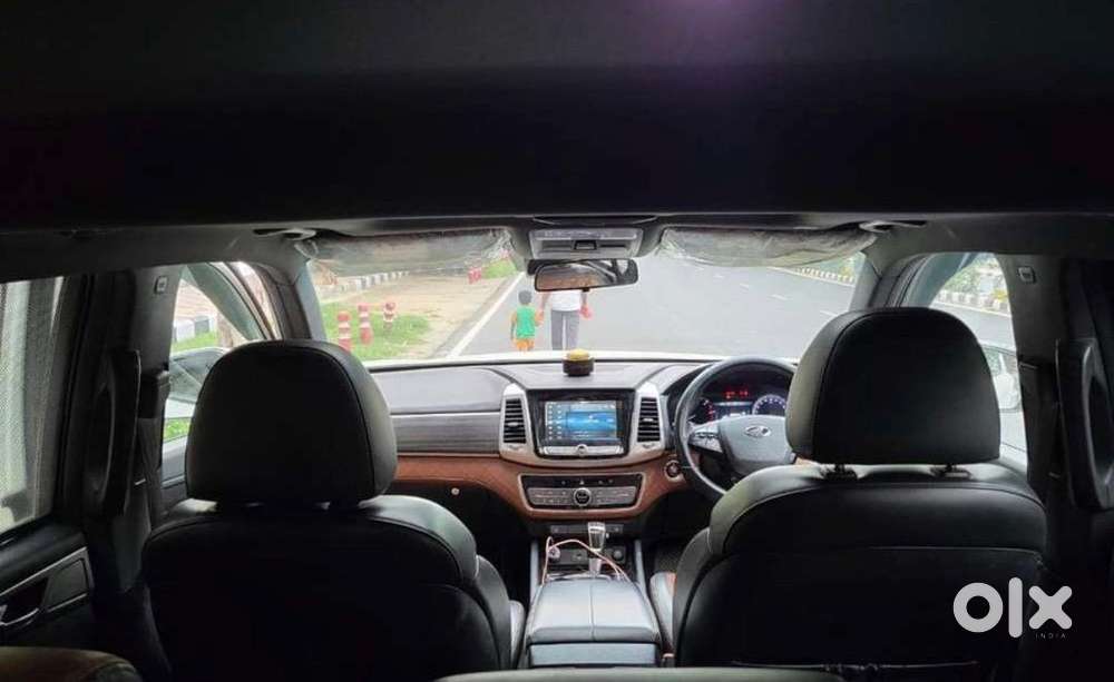 Mahindra Alturas G4 2020 Diesel 80000 Km Driven