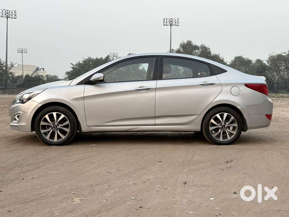 Hyundai Verna 1.6 Sx (o) Vtvt, 2015, Petrol