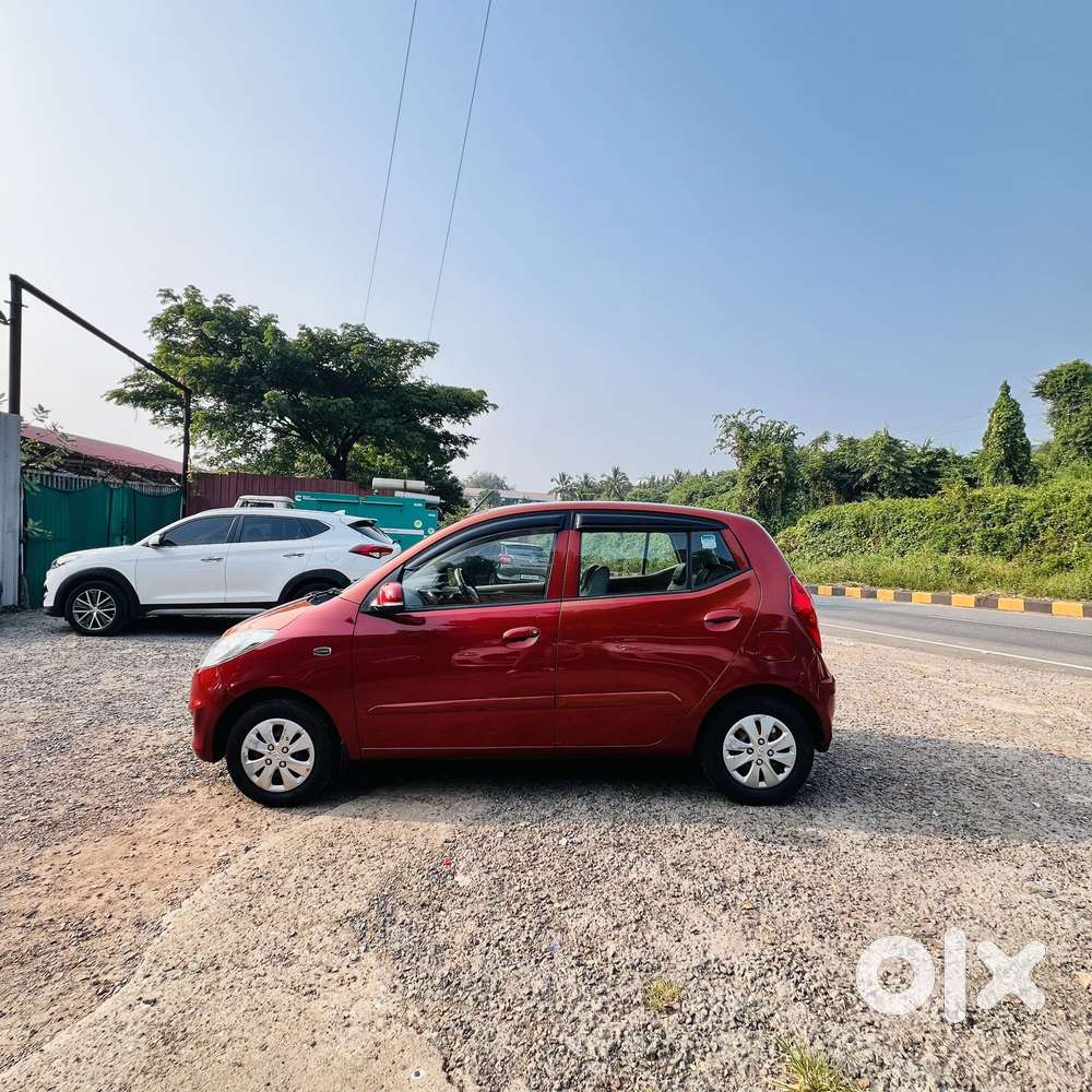 Hyundai I10 Sportz, 2011, Petrol