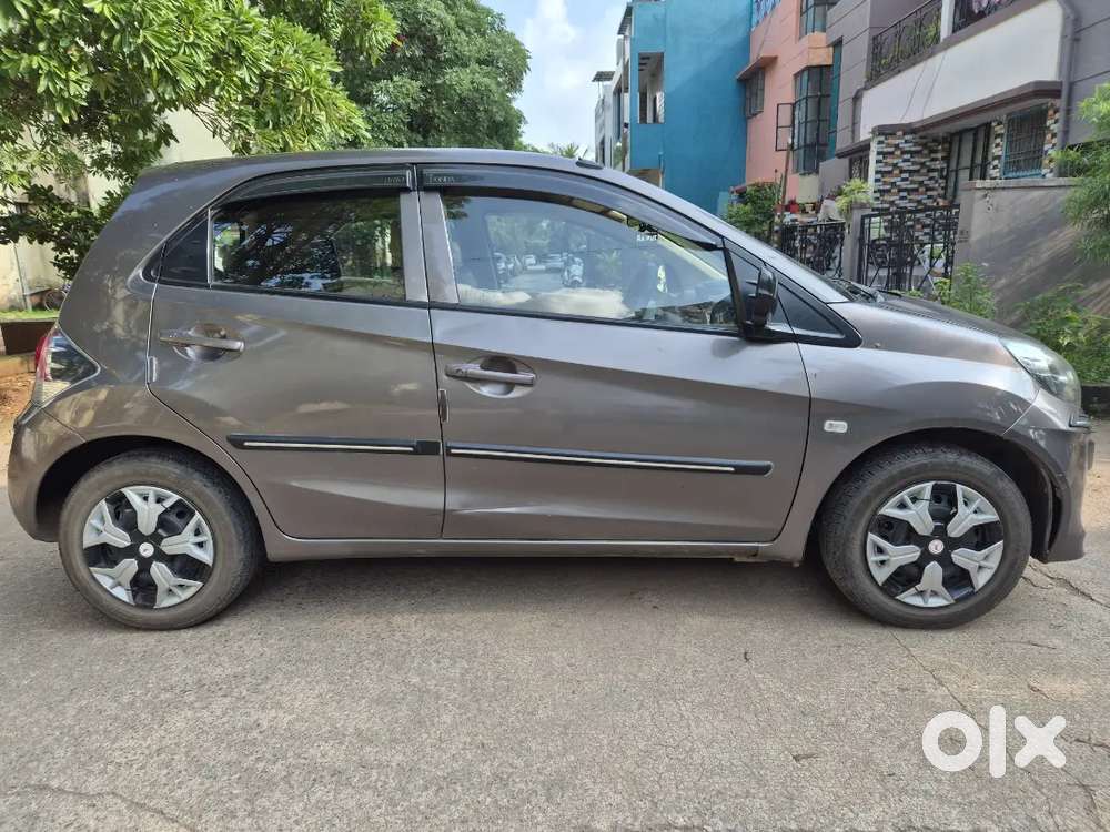 Honda Brio Mt 2013