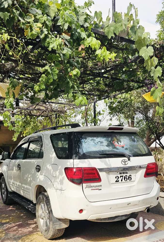 Toyota Fortuner 2.8 Diesel 2011